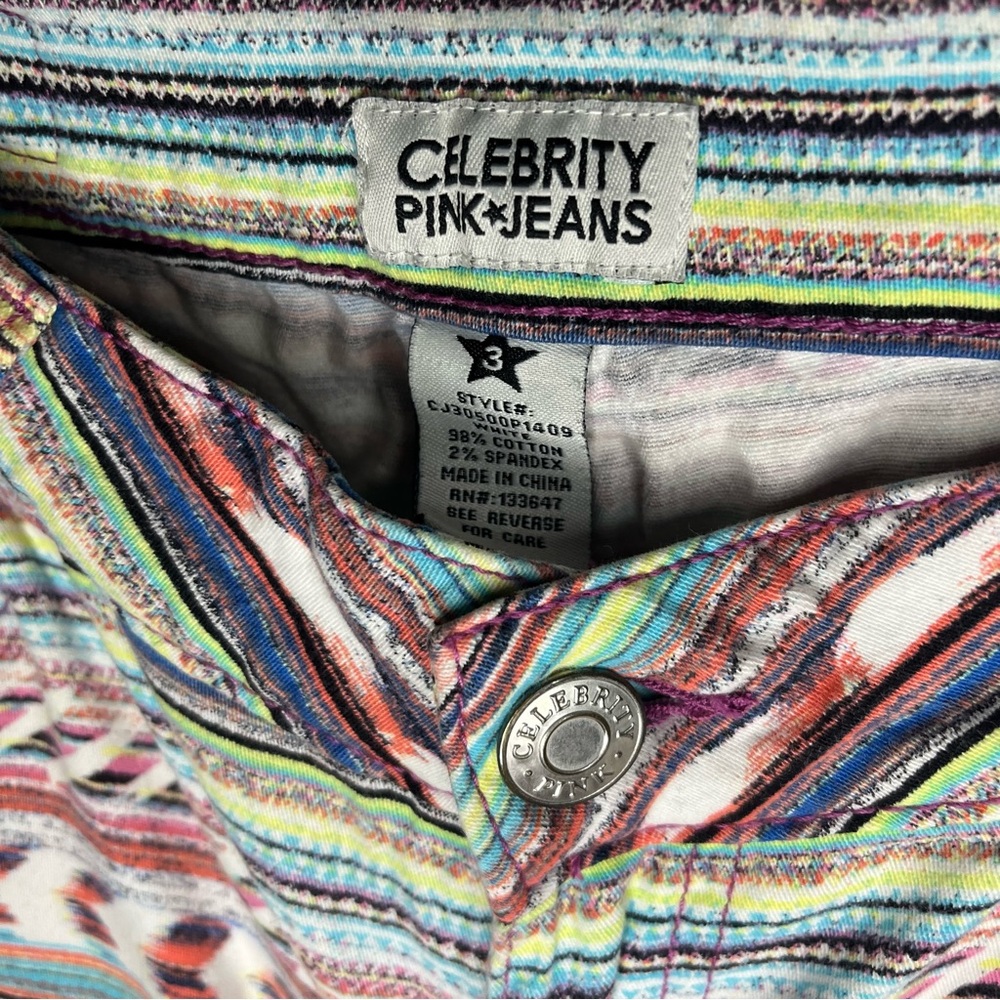 Pattern Shorts - Picture 4 of 6